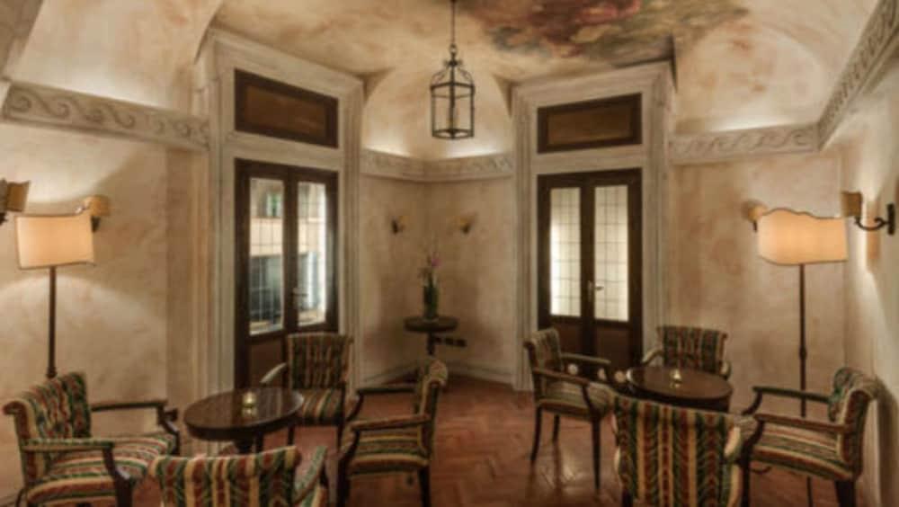 Palazzo Cardinal Cesi Hotel Rome Luaran gambar
