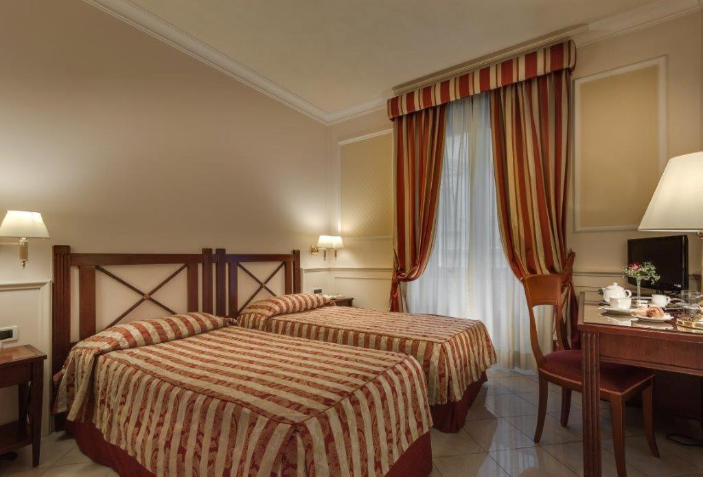 Palazzo Cardinal Cesi Hotel Rome Luaran gambar